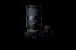 b061r_on_r7_shadow_background_black